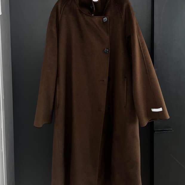 [LILISU HAZEL COAT] 리리수 헤이즐 코트