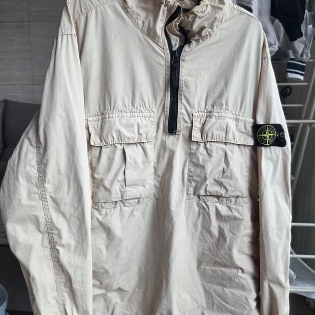 스톤아일랜드 아노락 팝니다.