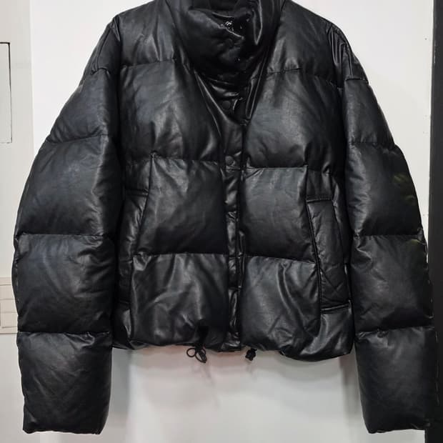 스튜디오 톰보이 여성 레더 덕다운 패딩