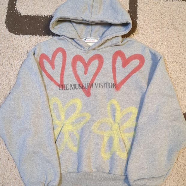 더뮤지엄비지터 스프레이 드로잉.기모 후디 (공용  프리)