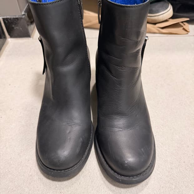 슈콤마보니 235 부츠 앵클 지퍼