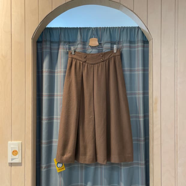 일본빈티지 버튼디테일 핀턱스커트