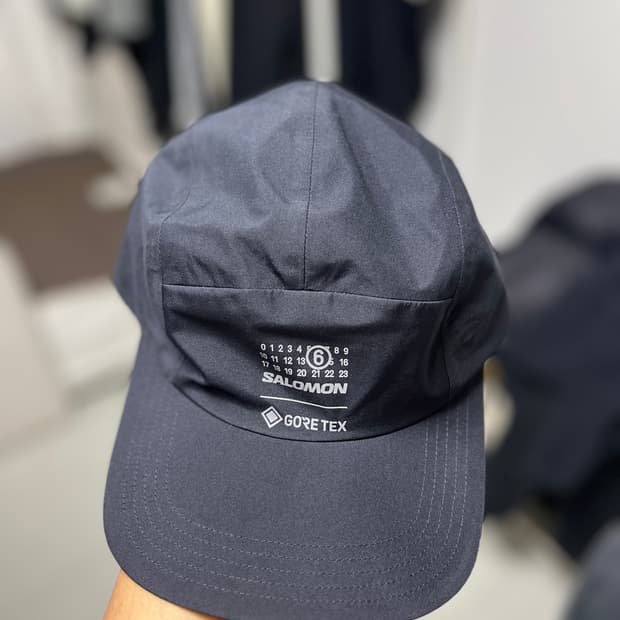 살로몬 x 메종마르지엘라