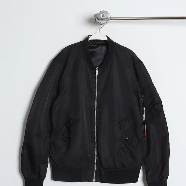  ALPHA INDUSTRIES x iD URBAN RESEARCH 리버