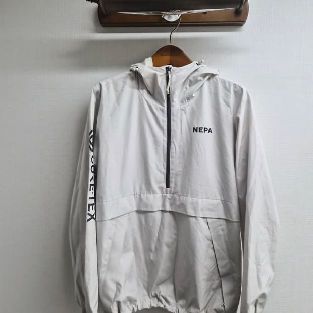 100) 네파 GORE-TEX INFINIUM WINDSTOPPER 팝니