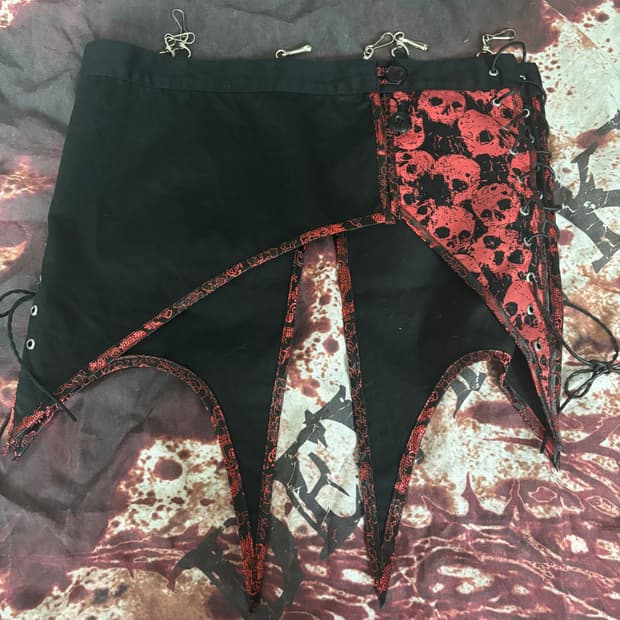 매드펑크 Mad punks 언발 레이어드 랩스커트 