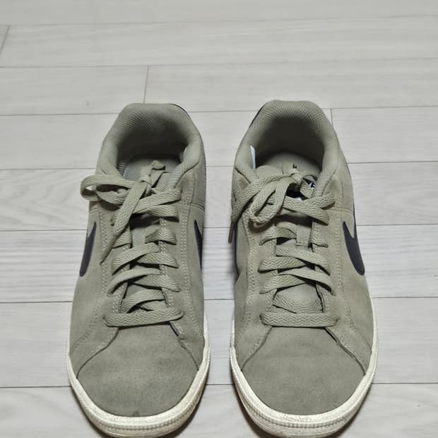 나이키 스웨이드 운동화 카키 250