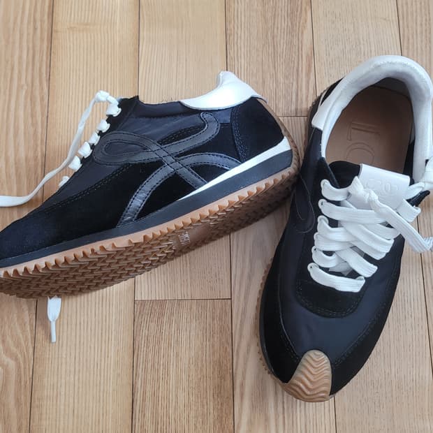 로에베 플로우 러너 스니커즈 36