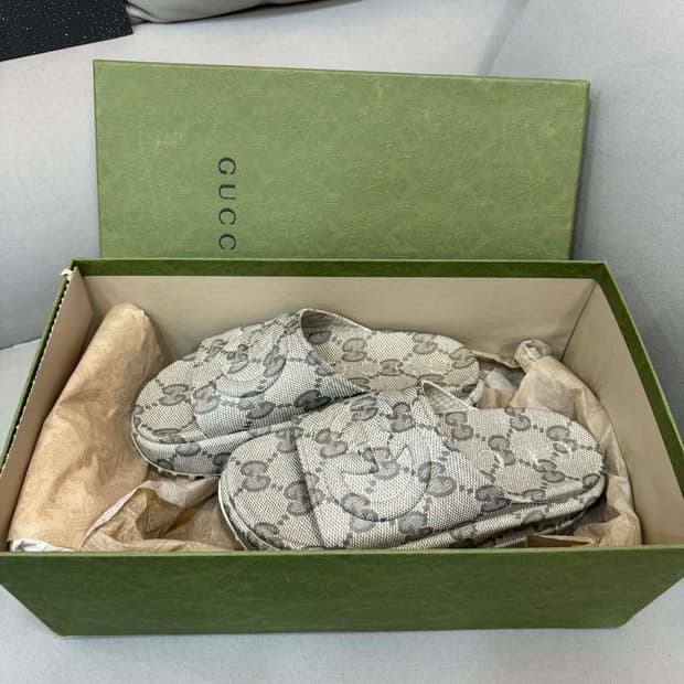 새싱품급 구찌 GG 인터로킹 슬라이드 슬리퍼 36사이즈