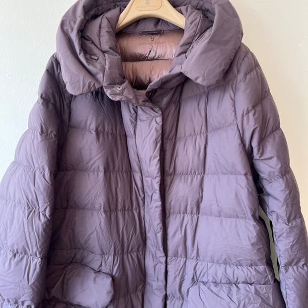 유니클로 여성 버건디퍼플 다운패딩점퍼 후드롱패딩