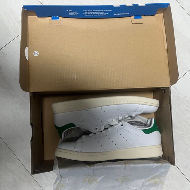 새상품 아디다스 스탠스미스 255