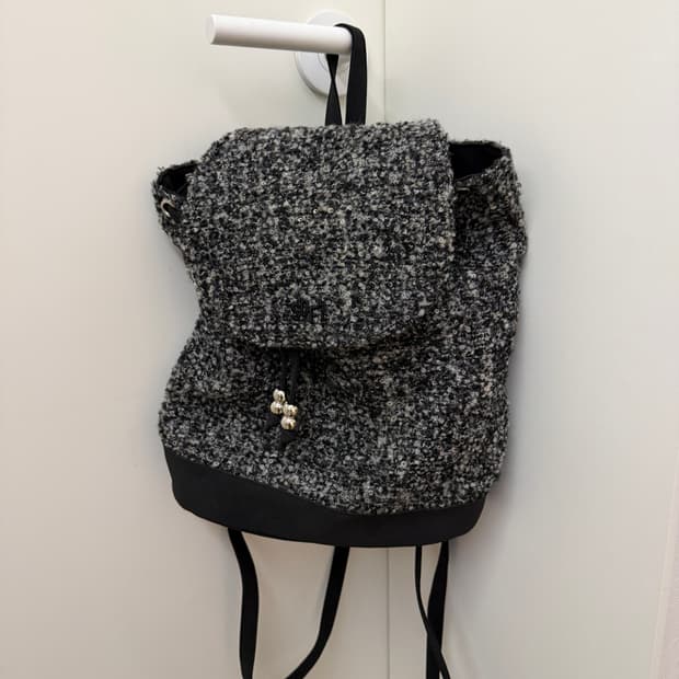 소프트서울 트위드소프트볼 백팩 _차콜