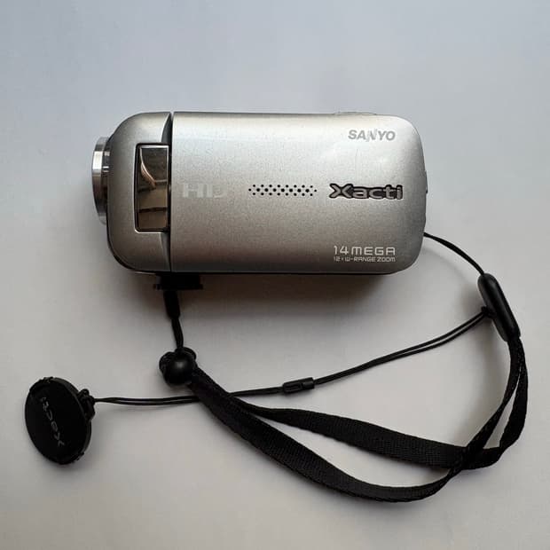 산요 작티 Xacti DMX-GH1 빈티지 캠코더