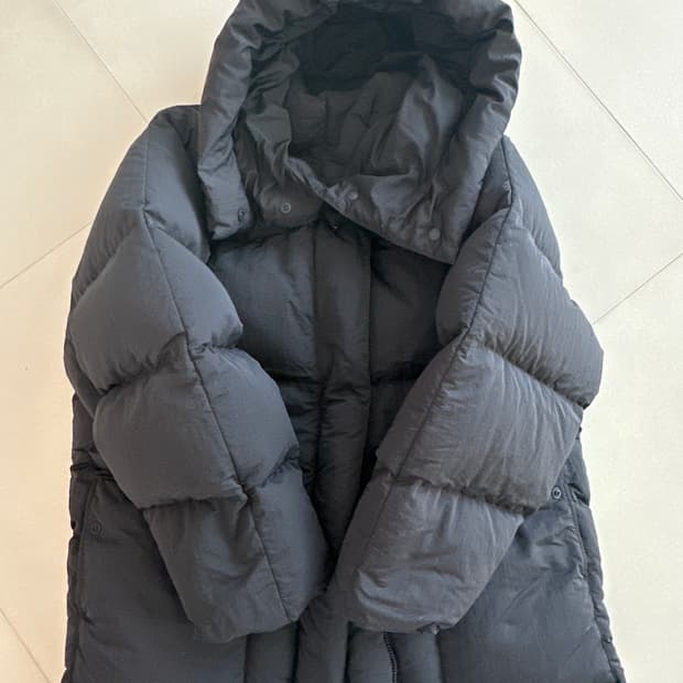 파사드패턴 구스다운 라메주패딩 블랙 S사이즈