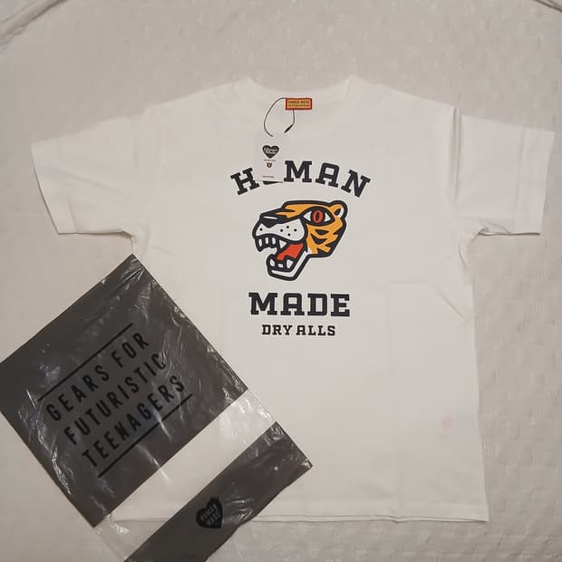 휴먼메이드 화이트 반팔티