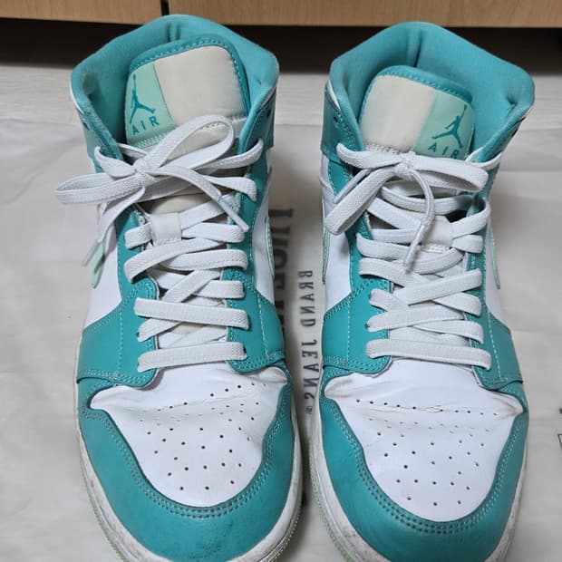 조던 1 미드 워시드 틸 270(여성용)