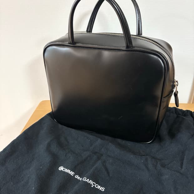 comme des garcons 아오야마 백 1호