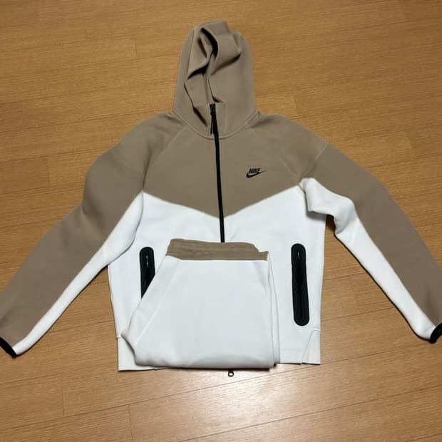 나이키 테크팩 상하의 세트