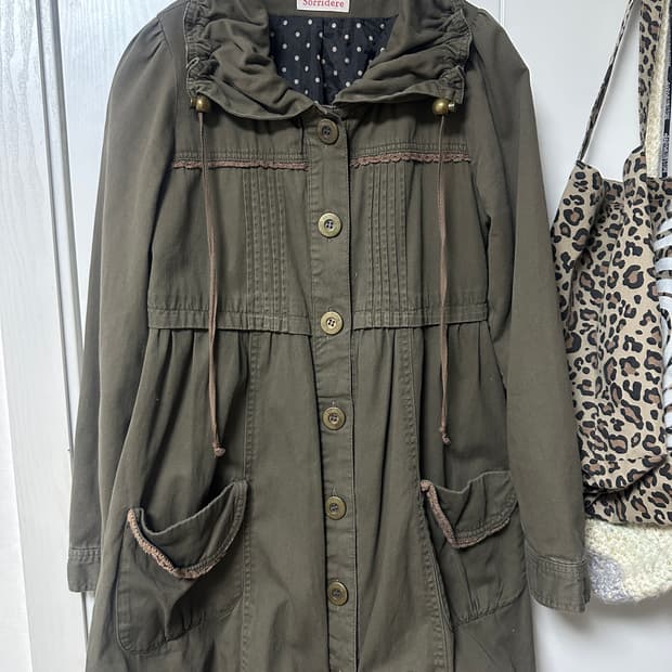 Sorridere 카키색 빈티지 모리 야상 점퍼