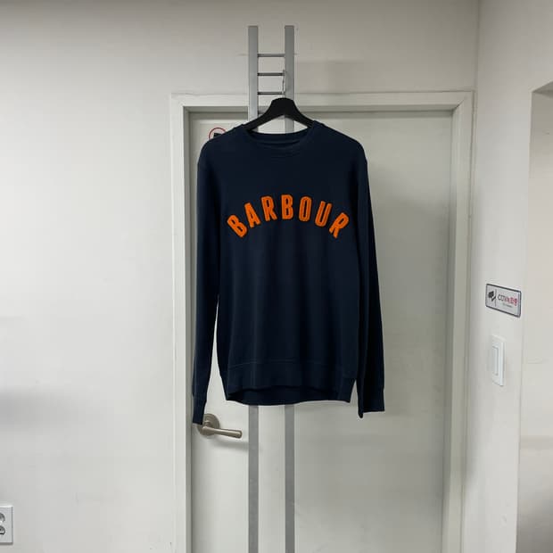 바버 로고 맨투맨 네이비 M