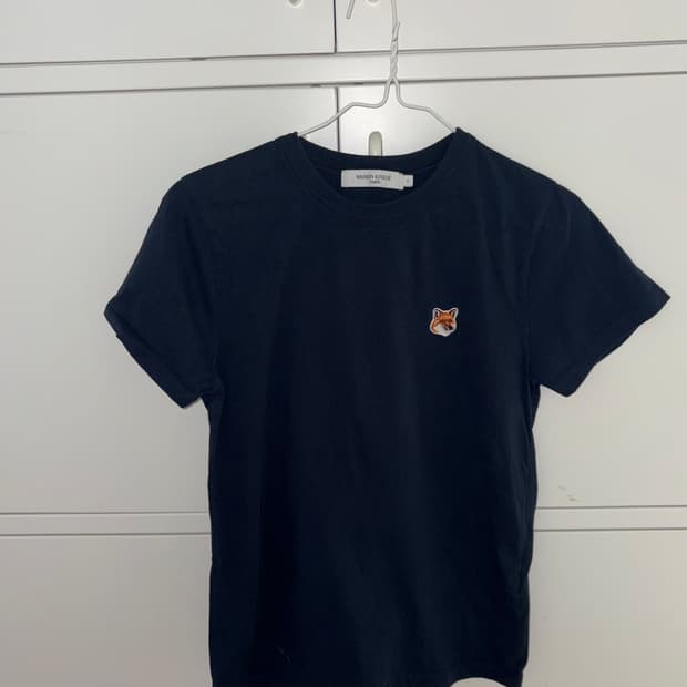 메종키츠네 폭스 헤드 패치 반팔 네이비