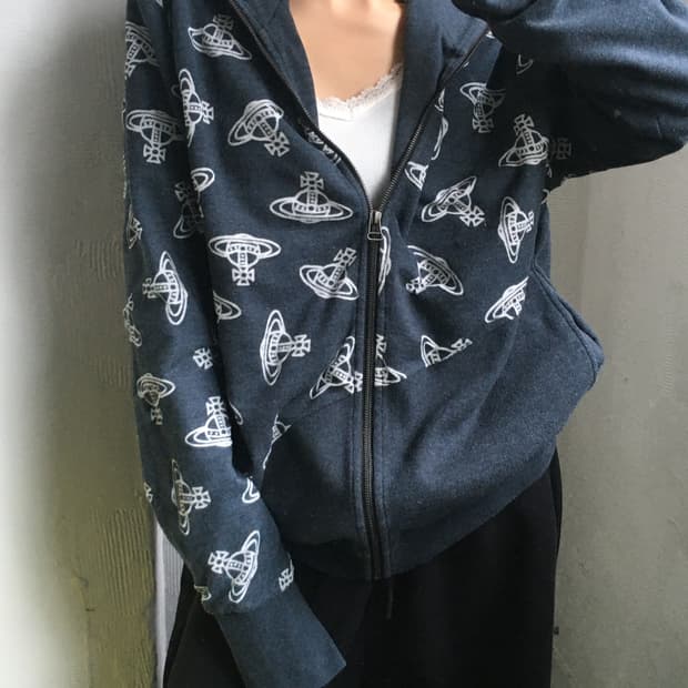 Vivienne Westwood 비비안웨스트우드 네이비 로고 후드 집업