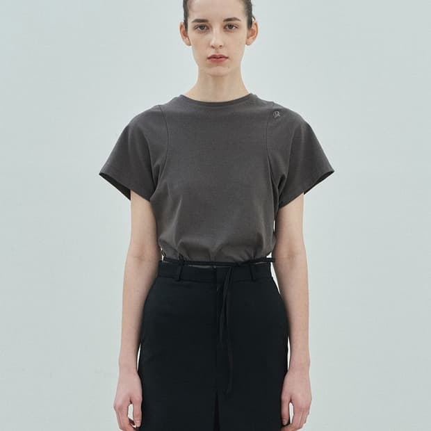 다이애그널 DIAGONAL SOFT FLARE TEE (grey)