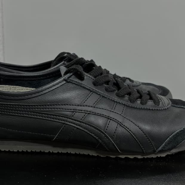 오니츠카타이거 멕시코66 블랙 255