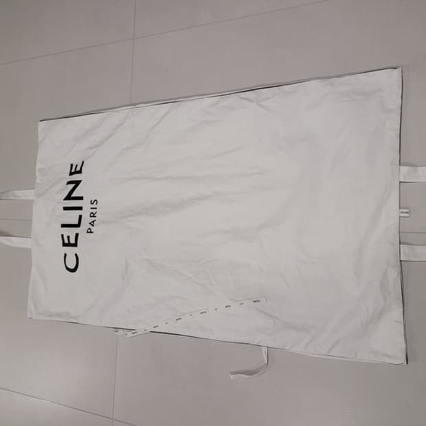 ✨ [CELINE] 셀린느 가먼트백 𝘾𝙇𝘼𝙎𝙎𝙄𝘾 𝙒𝙃