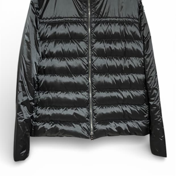 프라다 그레이 패딩