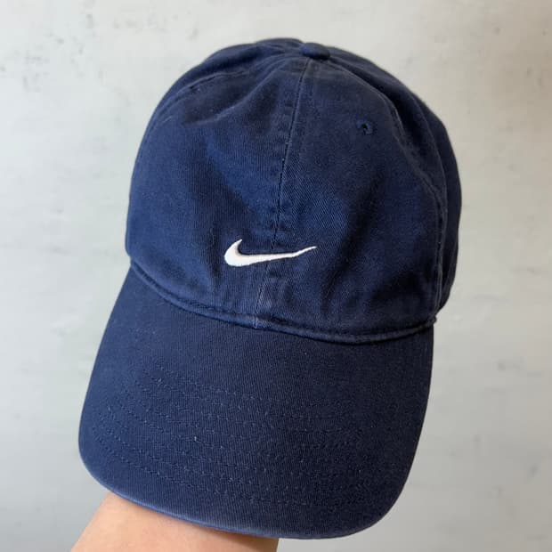 나이키 00s 빈티지 스우시 볼캡 네이비