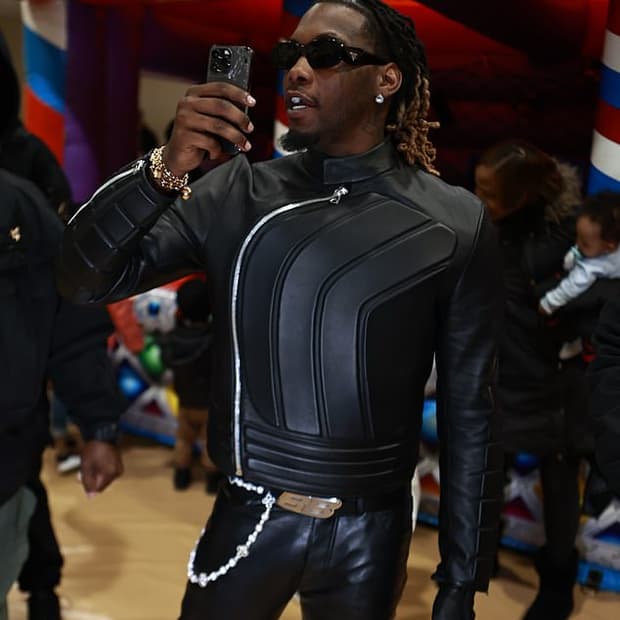 보테가베네타 FW2019 런웨이 패디드 레더 바이커 자켓