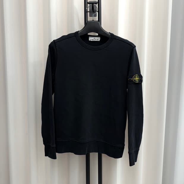 [S] 스톤아일랜드 맨투맨 블랙