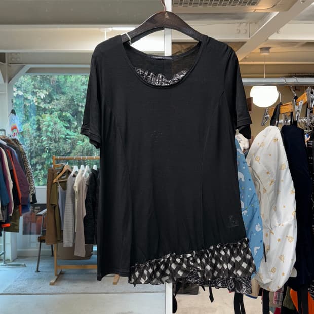 Mb lucas 프릴 텐셀 티셔츠