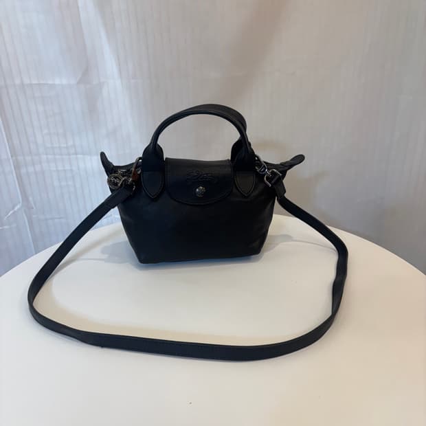 정품 롱샴 르플리아쥬 레더 미니백    