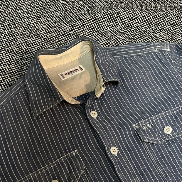 맥그리거 스트라이프 샴브레이 셔츠