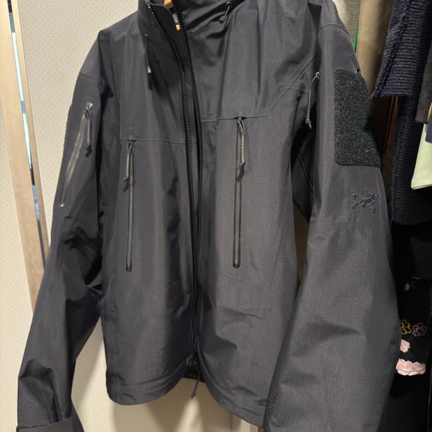 아크테릭스 리프 알파 젠2 XS 