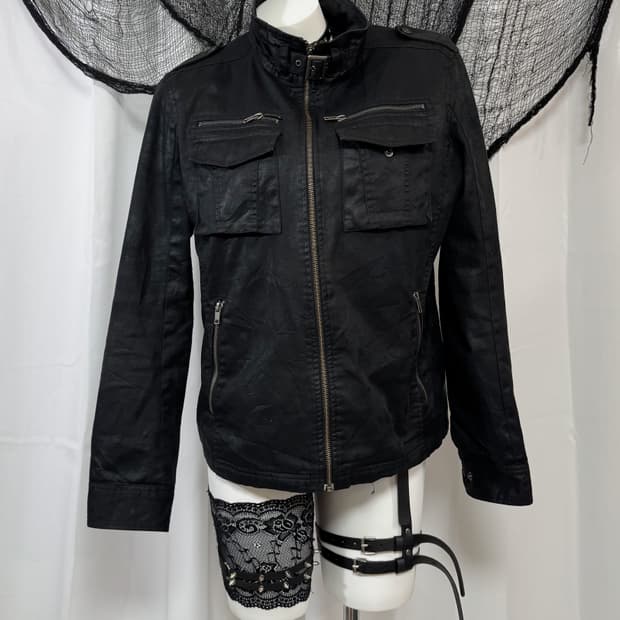  buckle jacket