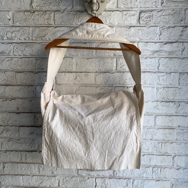 더블웍스 뉴스페이퍼 백 