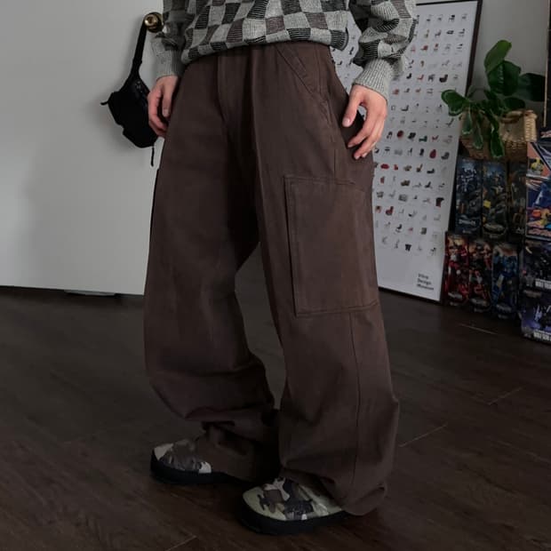 Form Daka 루즈 스트레이트 카고 트라우저