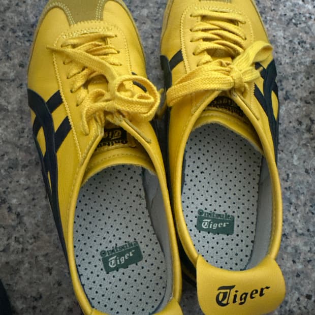 오니츠카 타이거 멕시코 66 옐로우 265