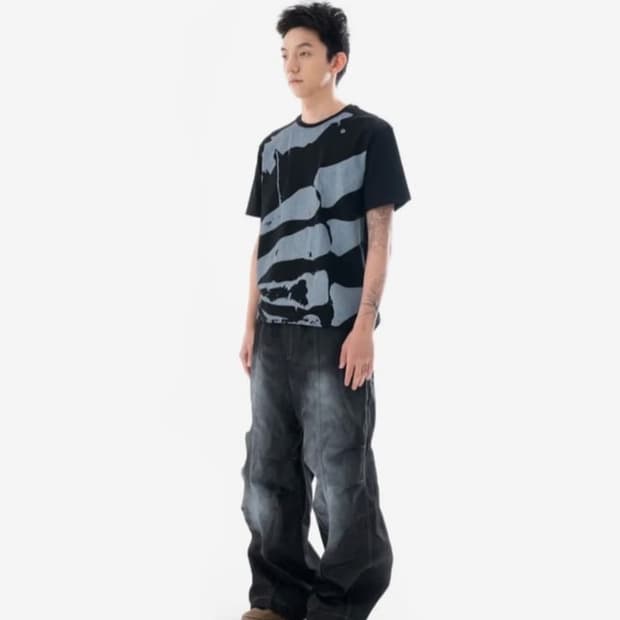 아캄 스프레이드 디테일 데님 팬츠