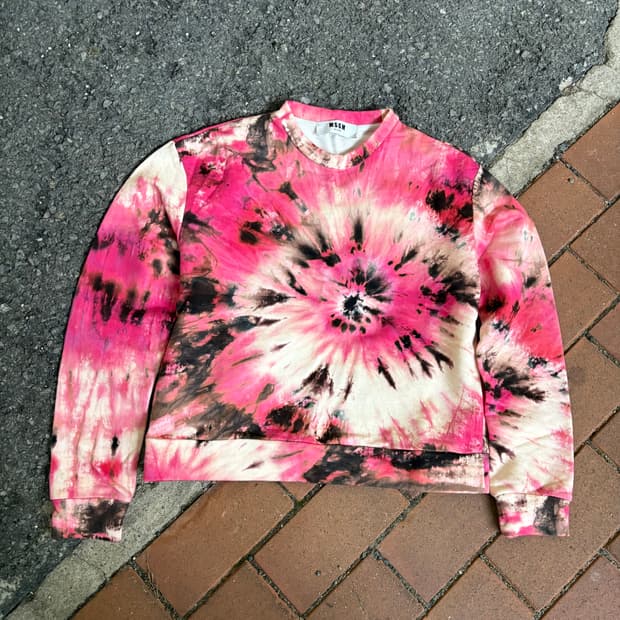 MSGM 엠에스지엠 타이다이 스웻셔츠