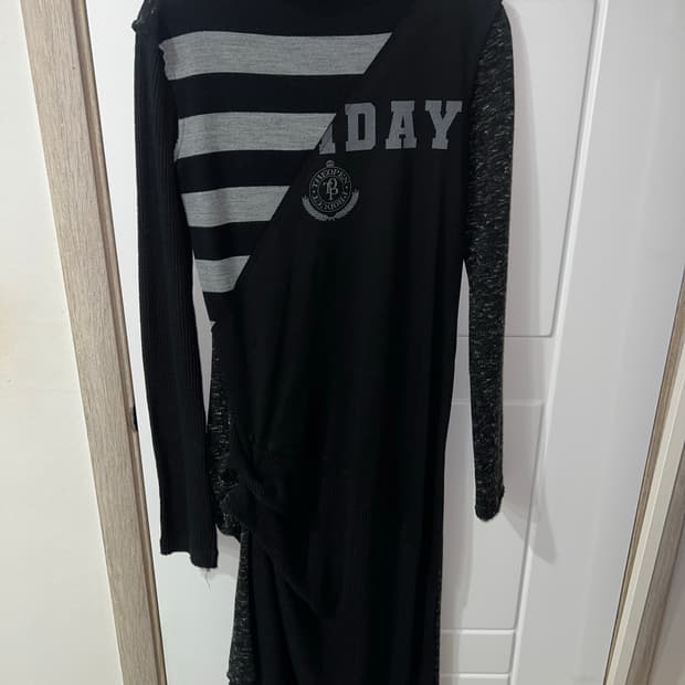 더 오픈 프로덕트(구 오픈와이와이) 블랙 롱 원피스 