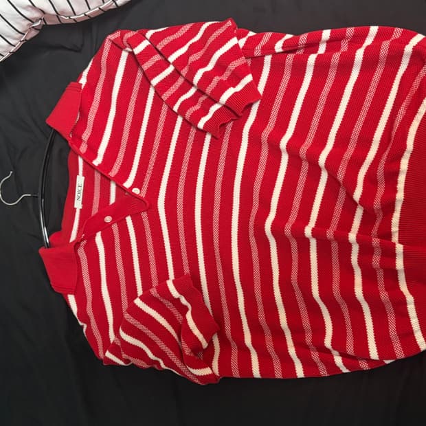 [L]노이스 반팔 니트 25ss 유일매물