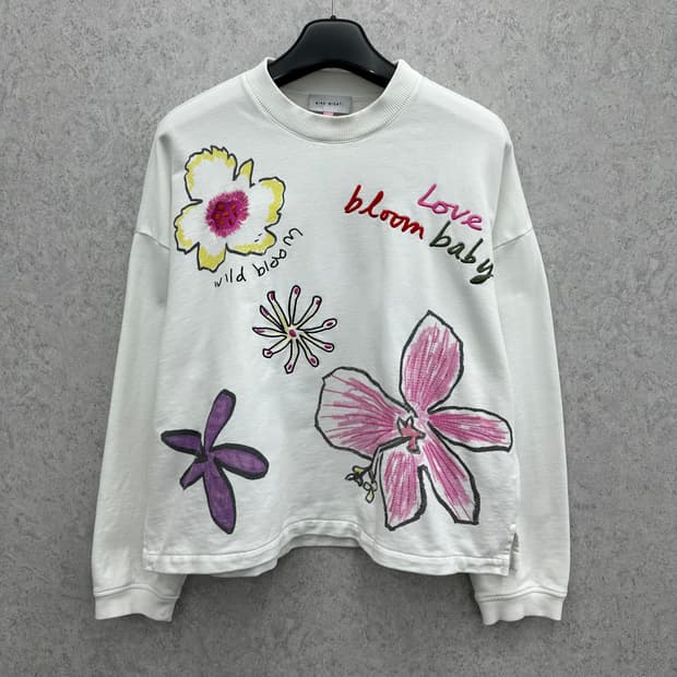 90 MIRA MIKATI 미라미카티 여자 루즈핏 그래픽 맨투맨