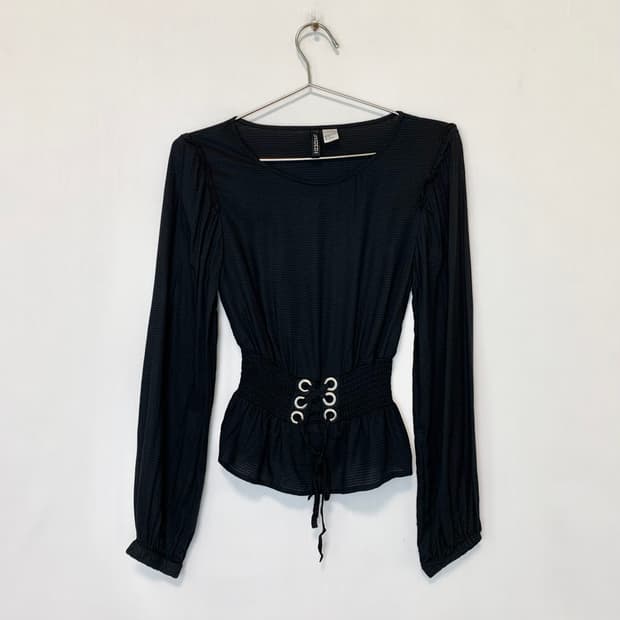H&M 빈티지 코르셋 아일렛 디테일 긴팔 블라우스 블랙 32