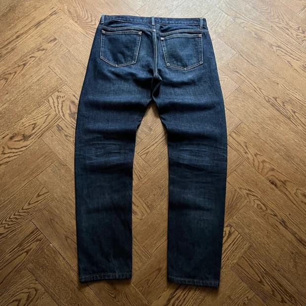 [32]A.P.C. 아페쎄 쁘띠 뉴 스탠다드 셀비지 데님 팬츠