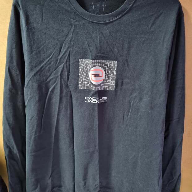 나이키 트래비스 스캇 롱 슬리브 