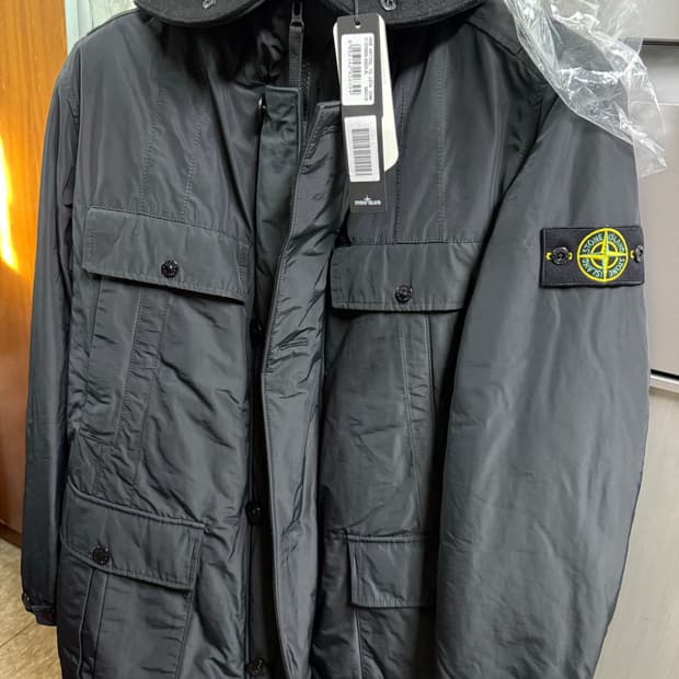 스톤아일랜드 마이크로랩스 패딩 XL 새상품